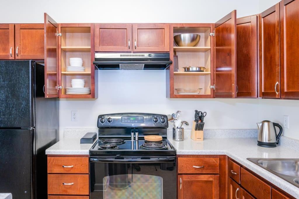 Viagem Airy 1br With Balcony Gym And Parking